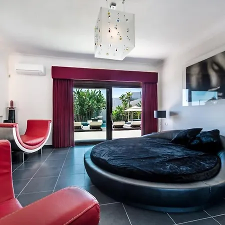 Grande - Superstar Luxury - Beachtop Villa
