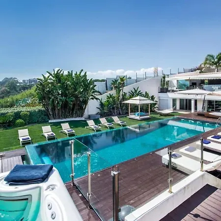 Grande - Superstar Luxury - Beachtop Villa *