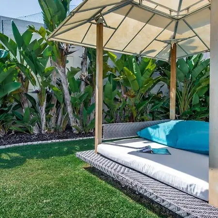 Grande - Superstar Luxury - Beachtop Villa *