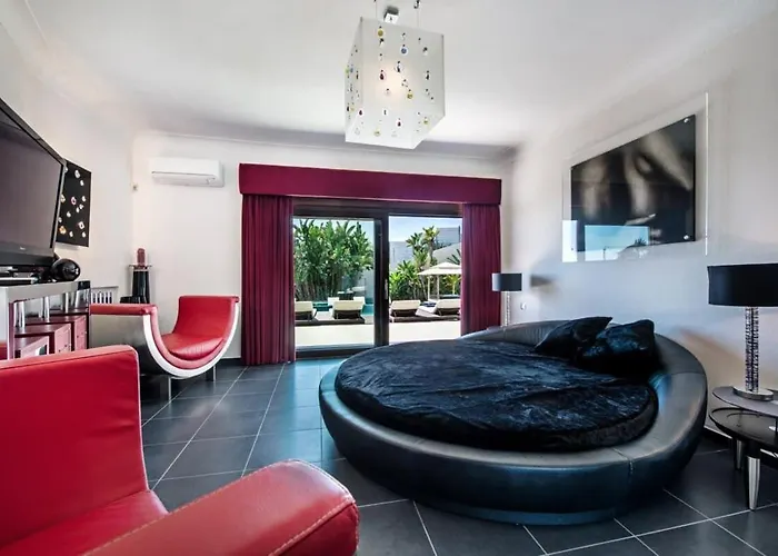 Grande - Superstar Luxury - Beachtop Villa