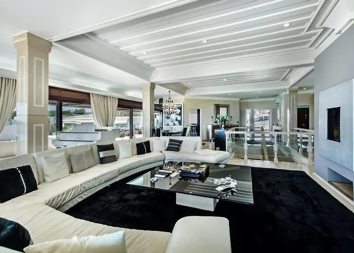 Grande - Superstar Luxury - Beachtop Villa *