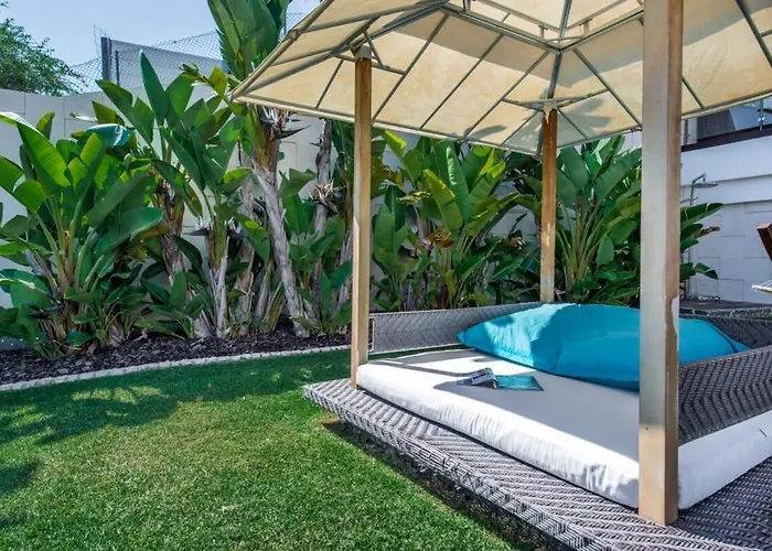 Grande - Superstar Luxury - Beachtop Villa *